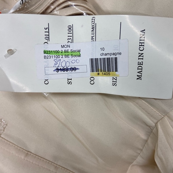 NWT 2 Be Social Dress. Size 10 - Picture 6 of 6